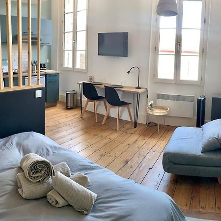 Le Dumon 4 - Studio Neuf Lumineux Calme - Wifi - Gare 200M Agen Exterior photo